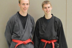 0700a00438-300x259-1